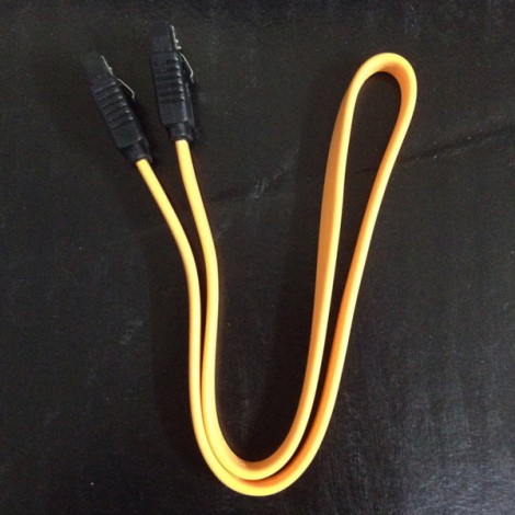 CABLE NGUỒN SATA đầu sắt